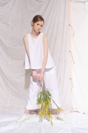 Porcelain Tamara Linen Smock Detail Tank White